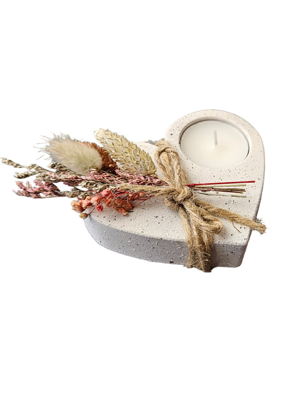 Portavelas de té con forma de corazón de hormigón