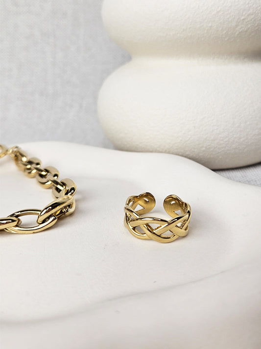Anillo de acero inoxidable Diosa oro