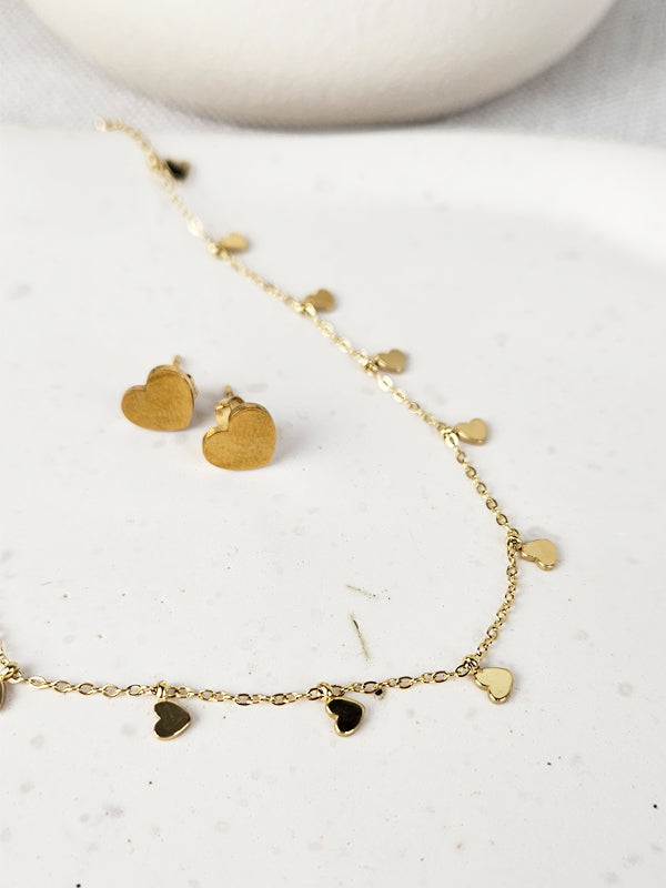 Pendientes de acero inoxidable con forma de corazón y dorados